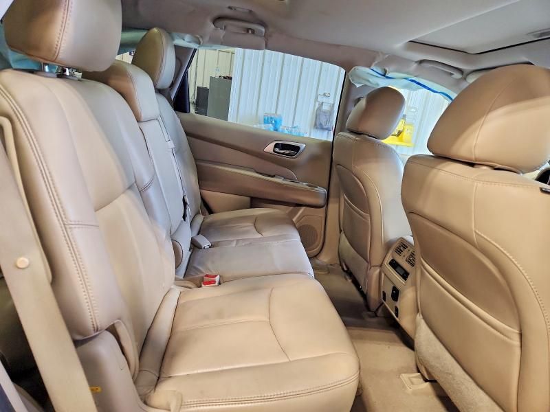 2014 Nissan Pathfinder s