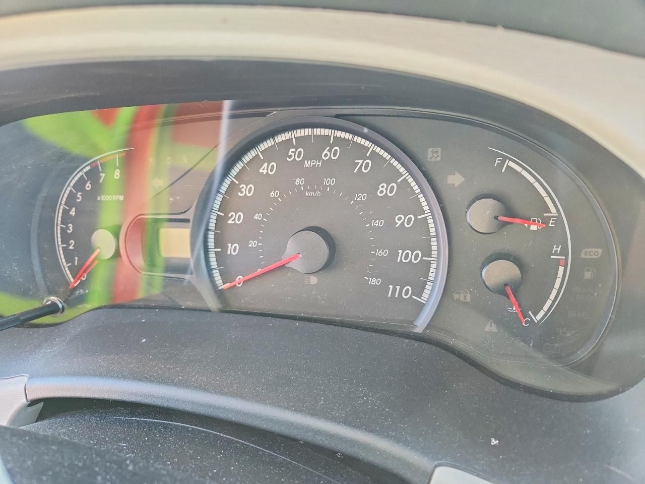 2012 Toyota Sienna le