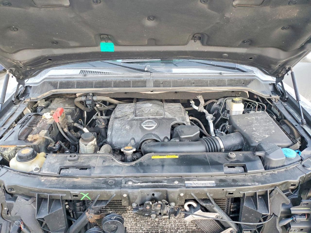 2013 Nissan Armada sv