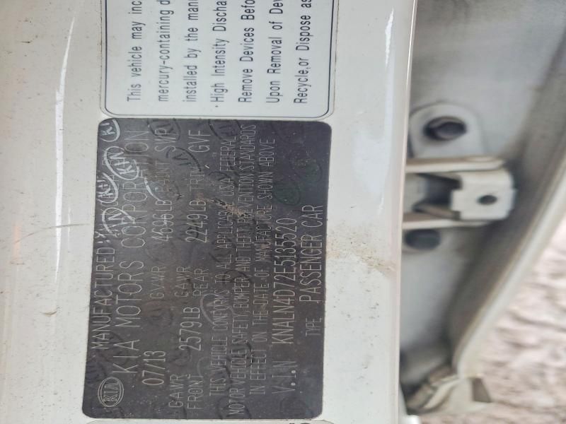 2014 KIA Cadenza Premium