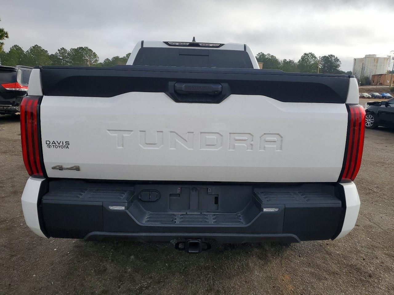 2025 Toyota Tundra SR5