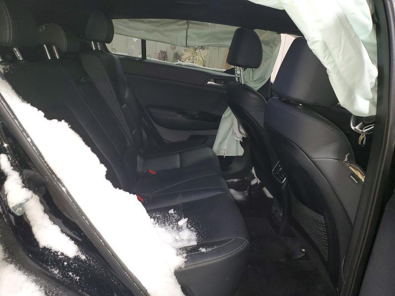 2022 KIA Sportage s
