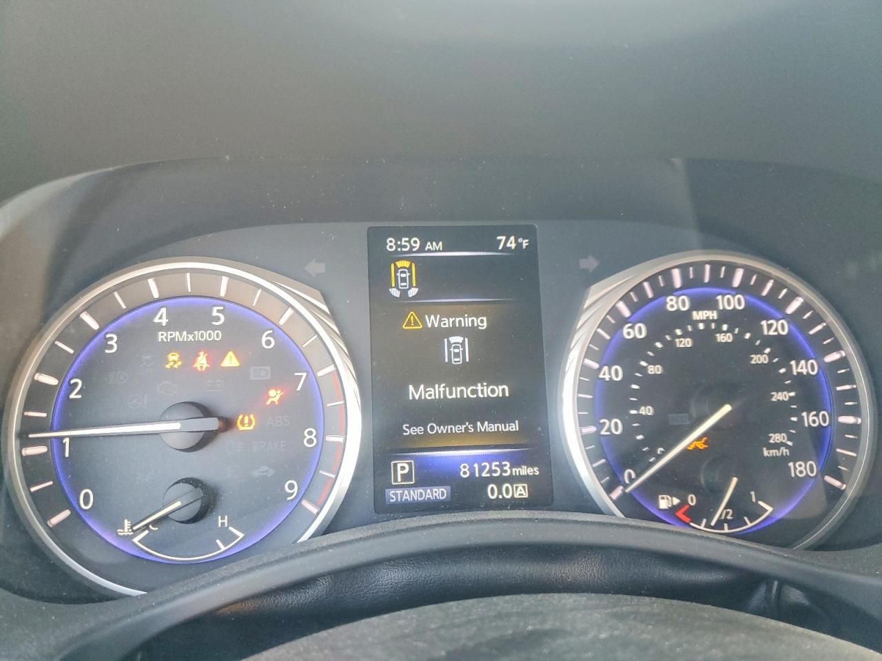 2018 Infiniti Q60 Luxe 300