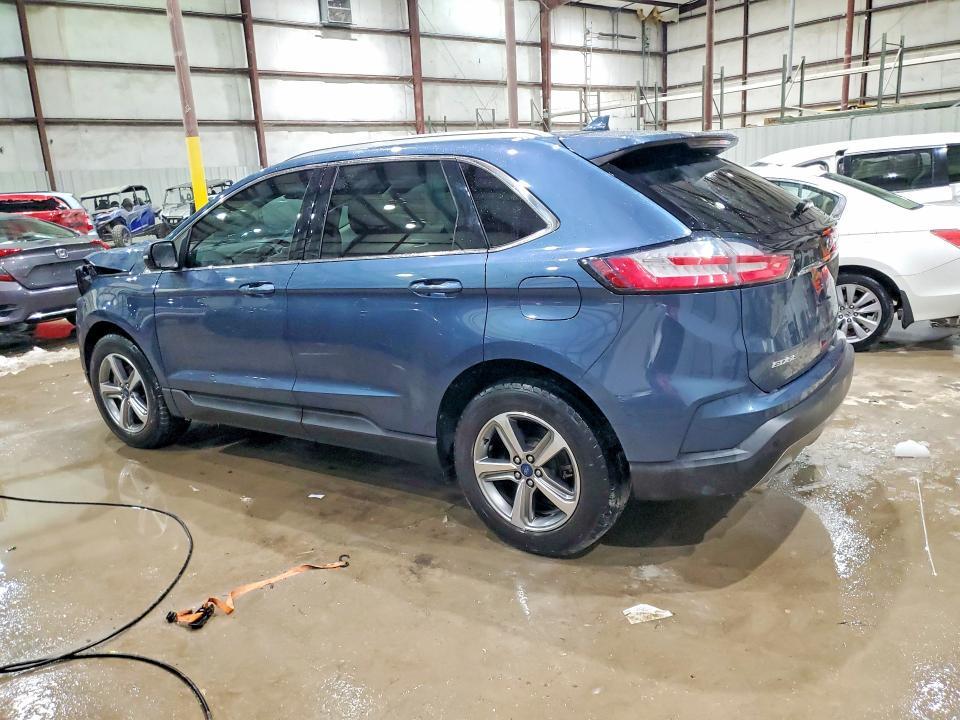 2019 Ford Edge sel