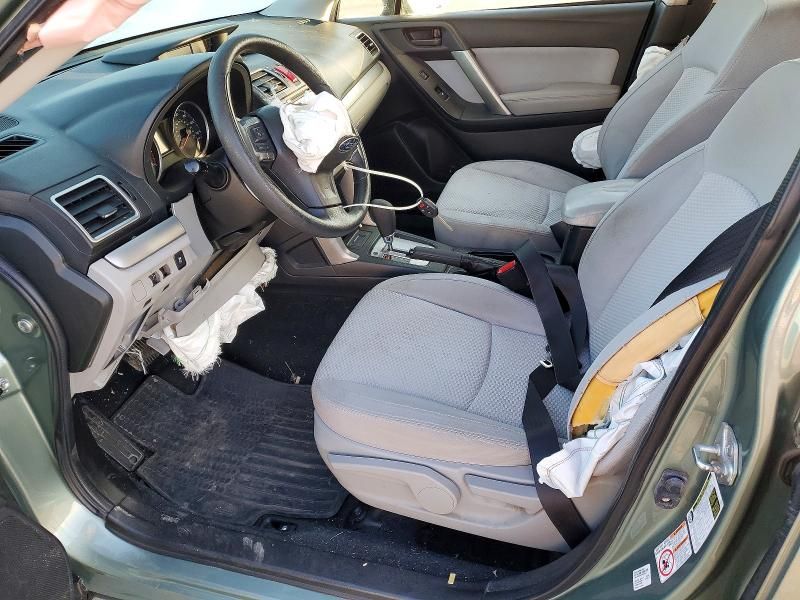 2016 Subaru Forester 2.5i