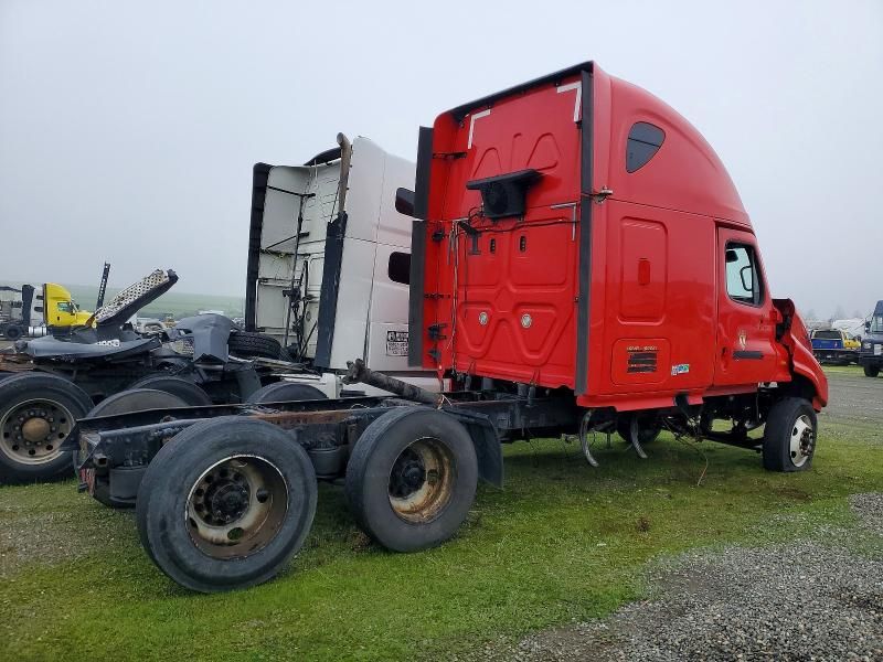 2018 Freightliner Cascadia 125