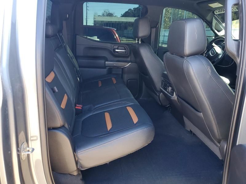 2021 GMC Sierra K1500 AT4