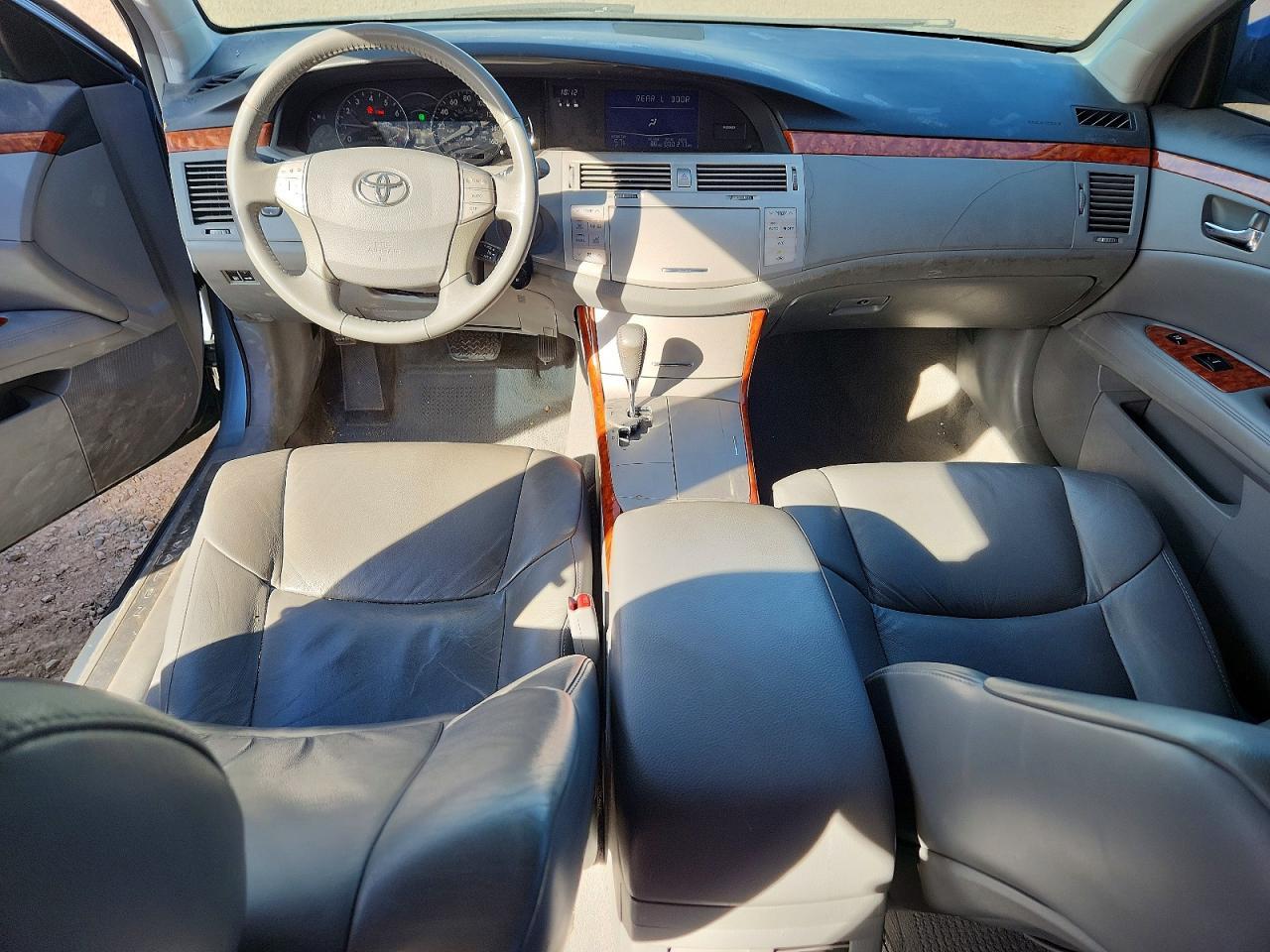 2006 Toyota Avalon xl