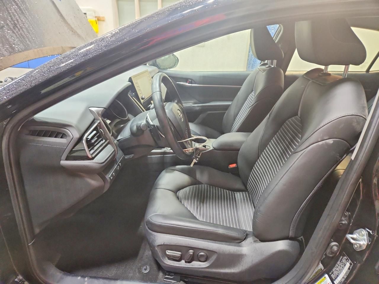 2023 Toyota Camry se Night Shade