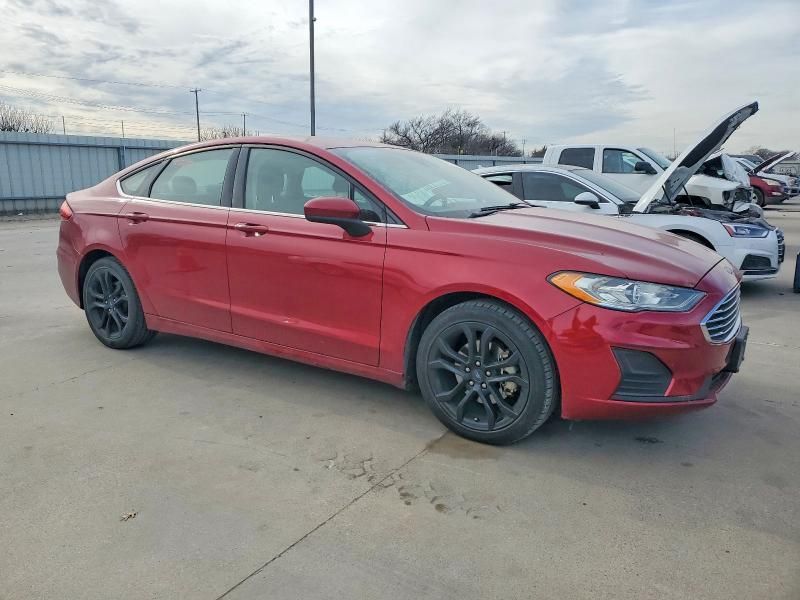 2019 Ford Fusion se