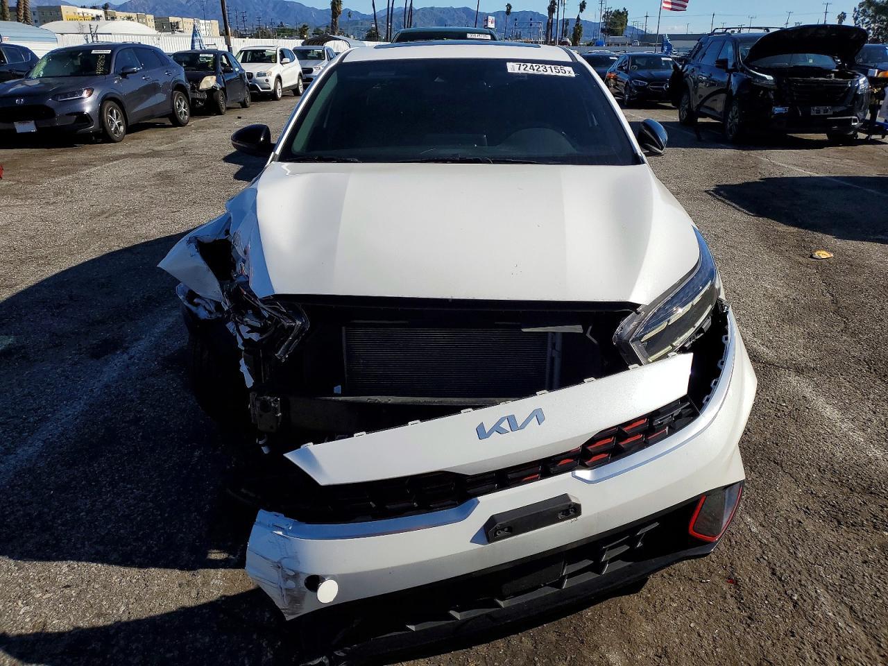 2023 KIA Forte gt