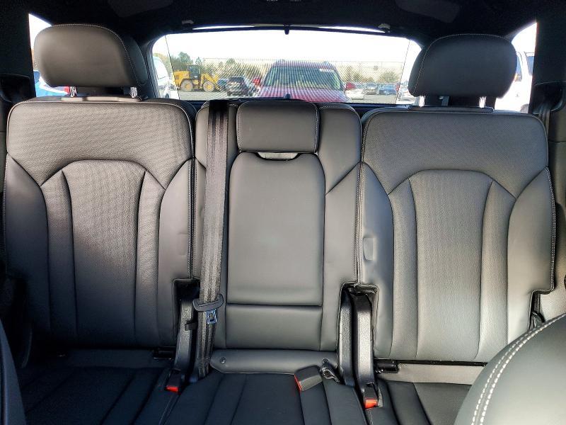 2025 Audi Q7 Prestige