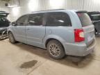 2013 Chrysler Town & Country Touring l