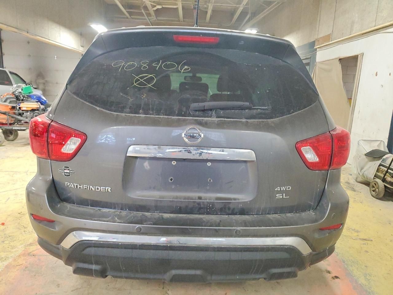 2017 Nissan Pathfinder s