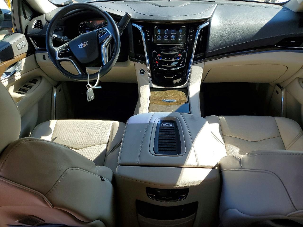 2018 Cadillac Escalade Luxury