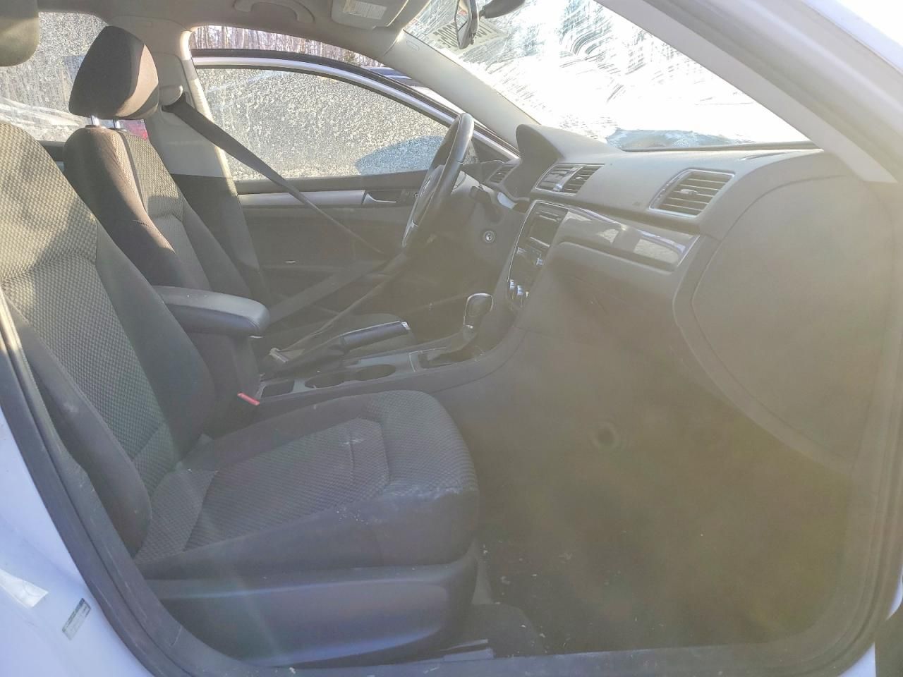 2012 Volkswagen Passat s