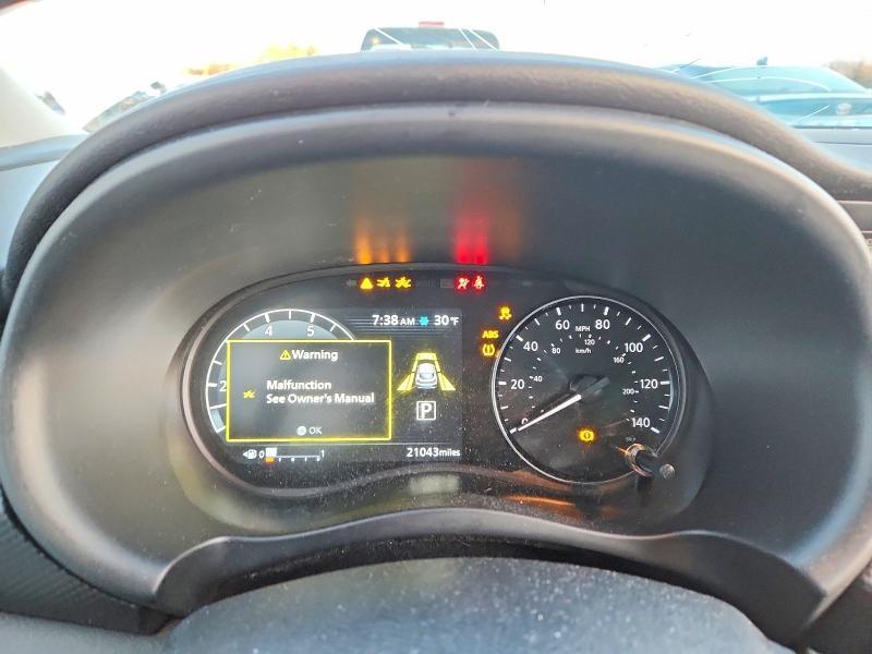 2024 Nissan Kicks sv