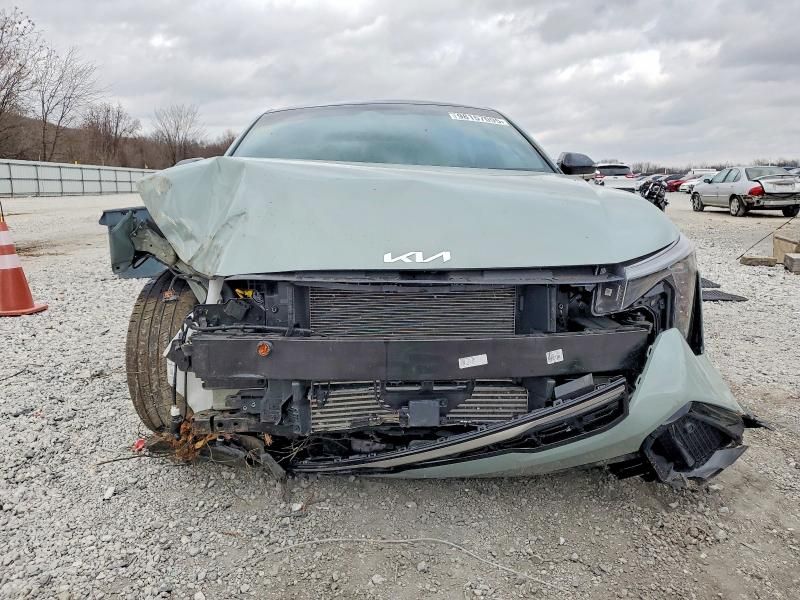 2025 KIA K4 Gt-line Turbo