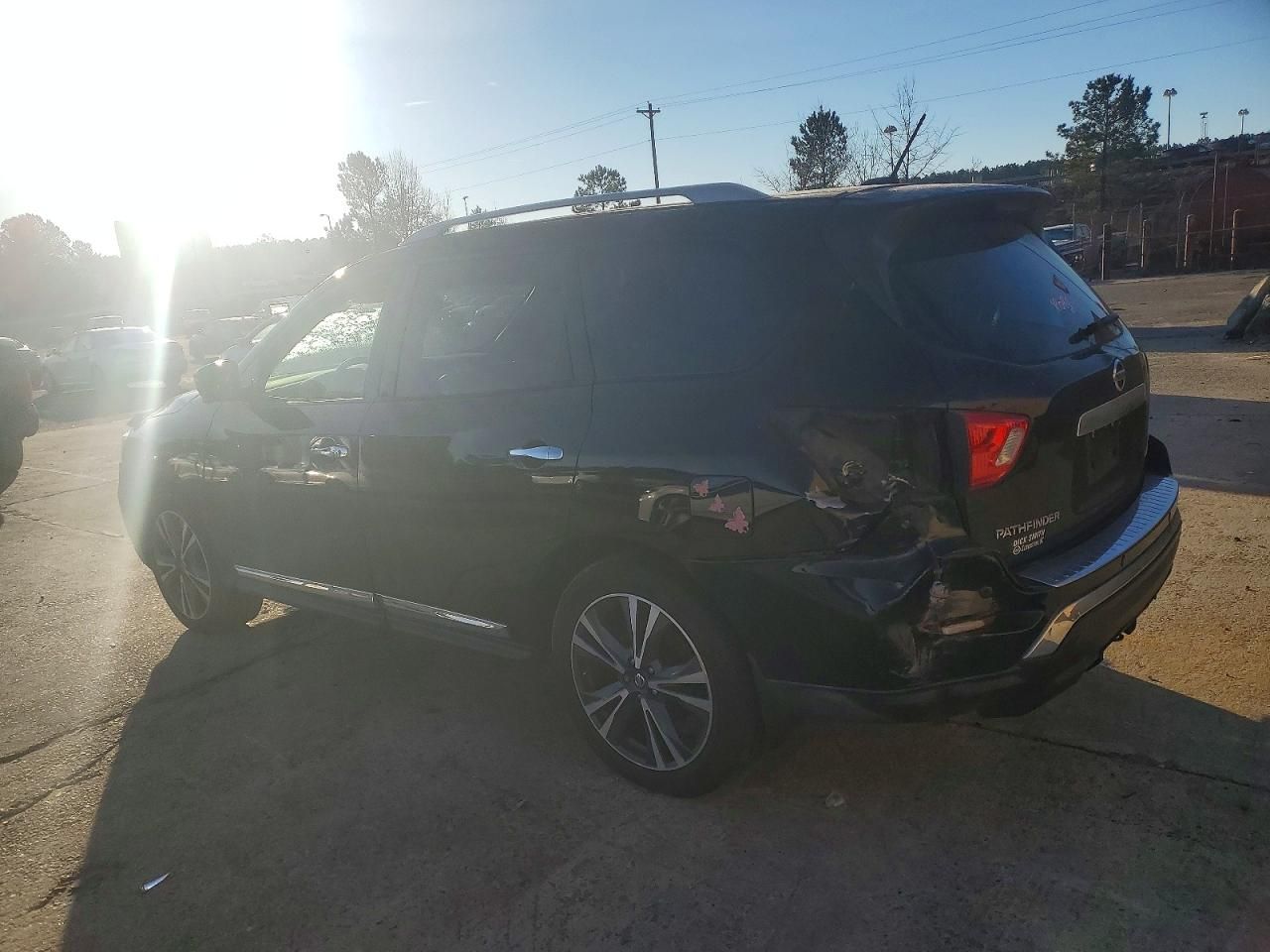 2017 Nissan Pathfinder s