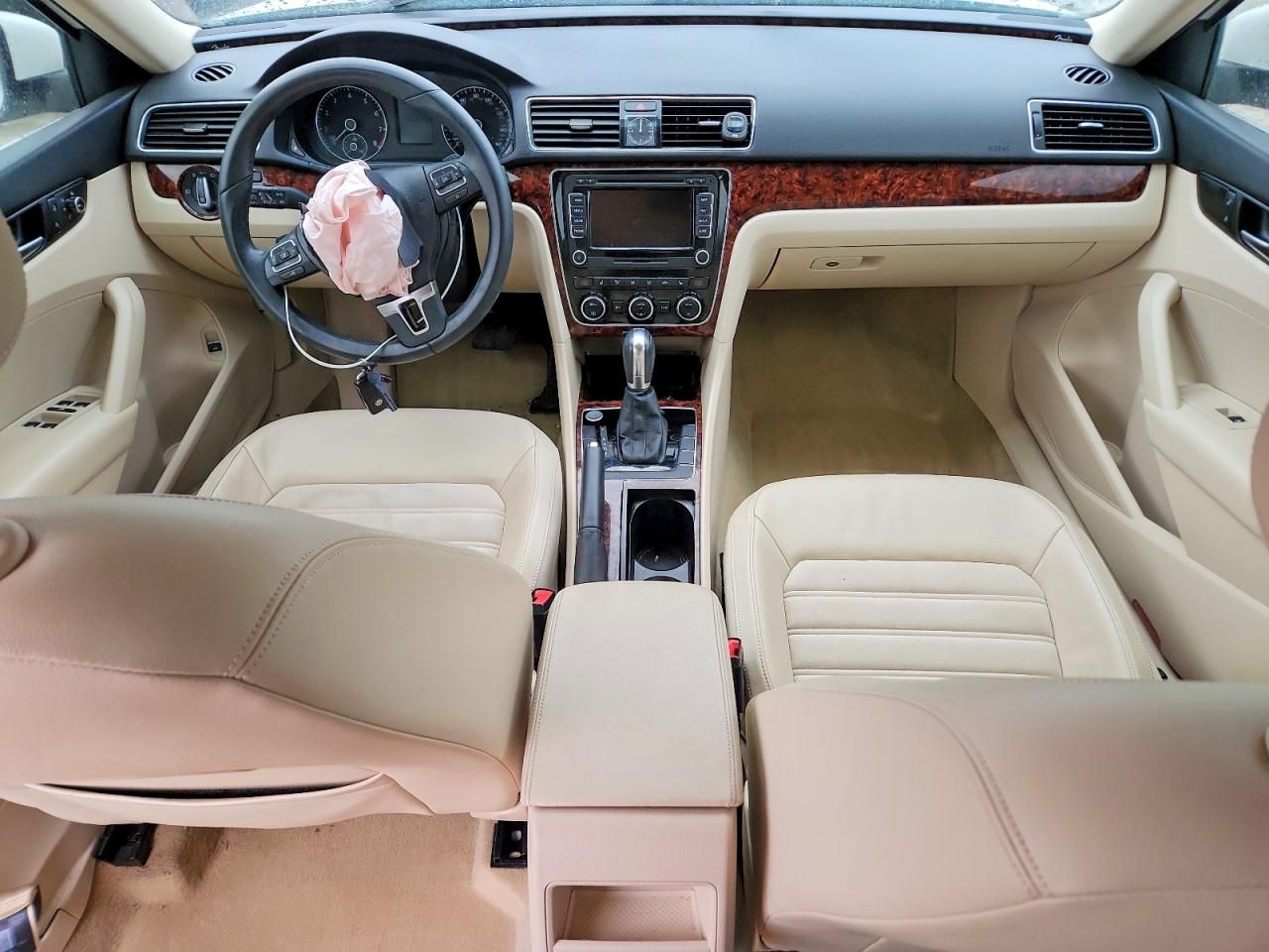 2012 Volkswagen Passat sel