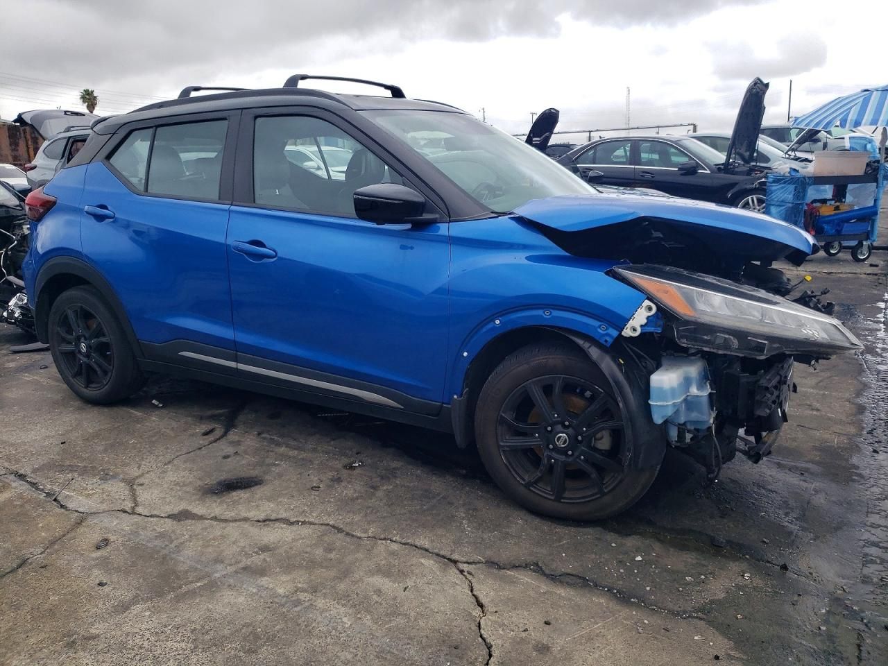 2021 Nissan Kicks sr