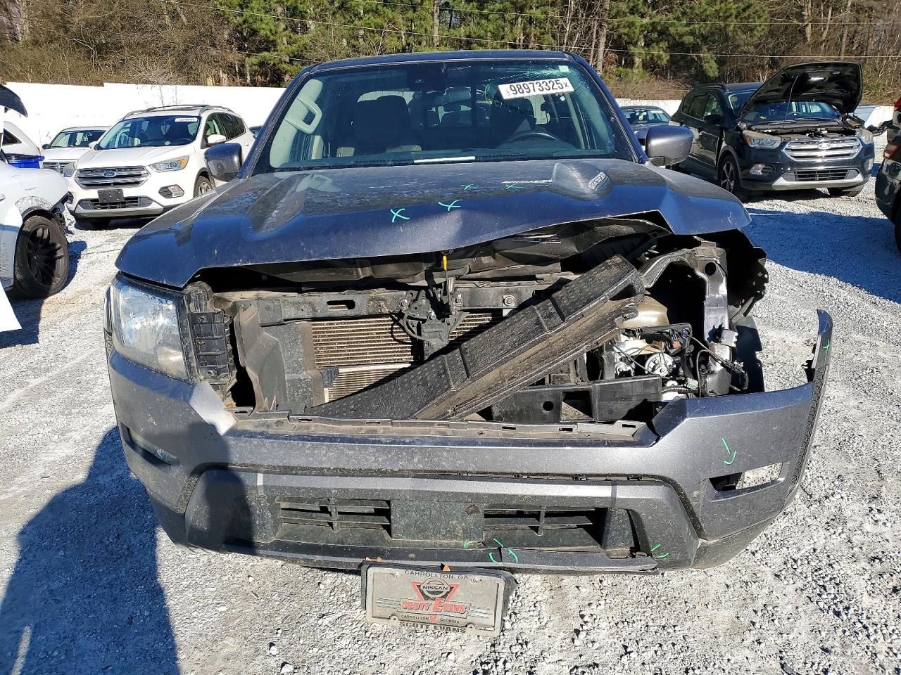 2022 Nissan Frontier s