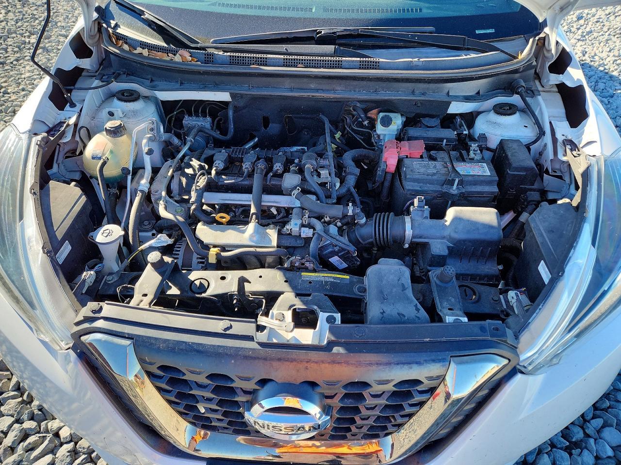 2020 Nissan Kicks sr