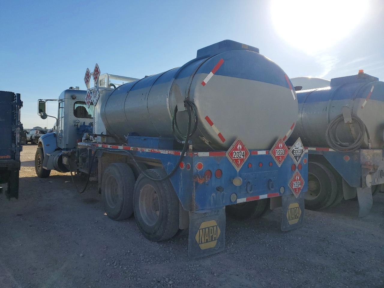 2015 Peterbilt 348 Fuel Truck
