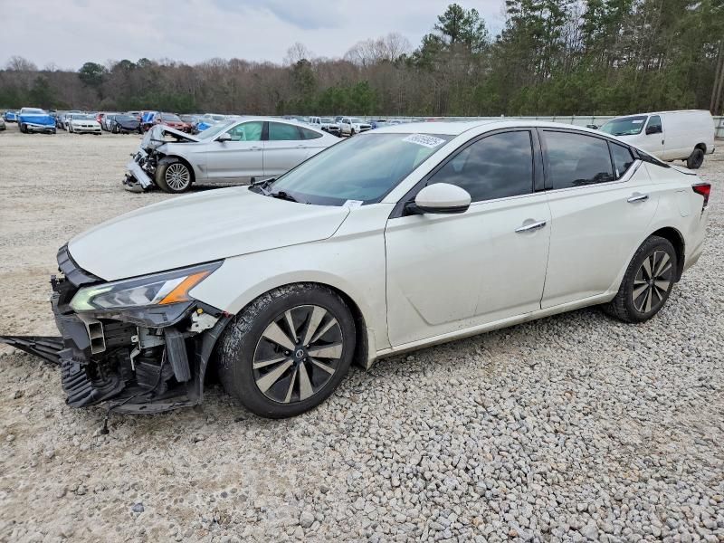 2022 Nissan Altima sl