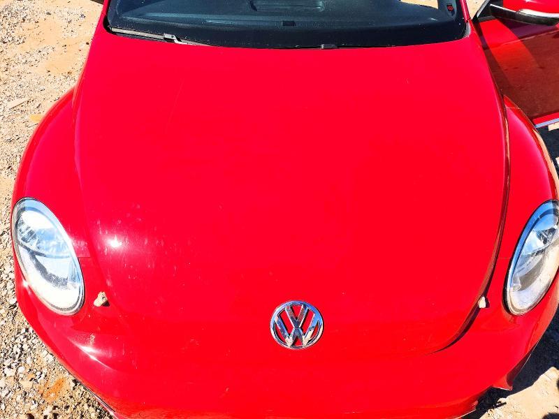 2019 Volkswagen Beetle s