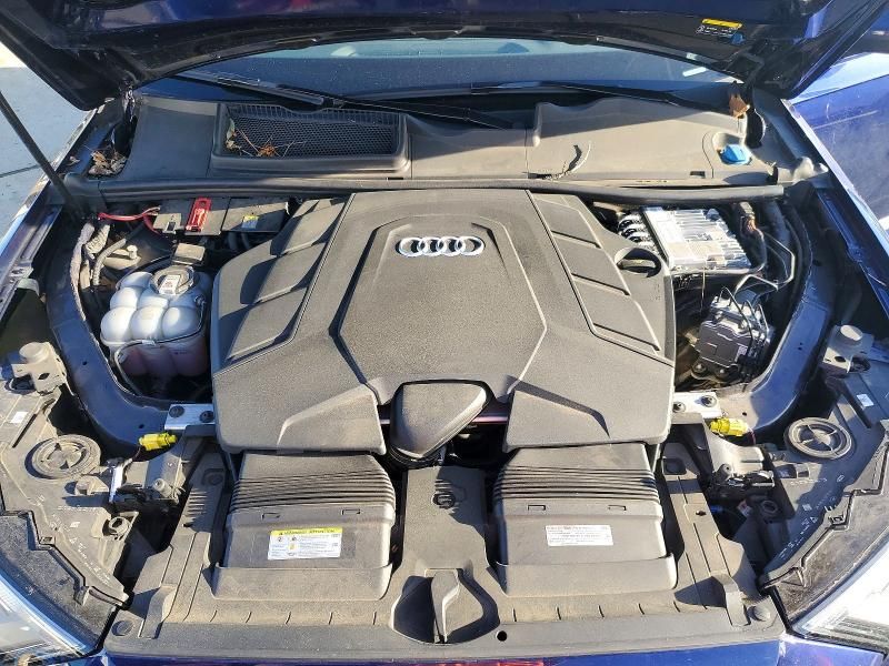 2022 Audi Q7 Premium Plus