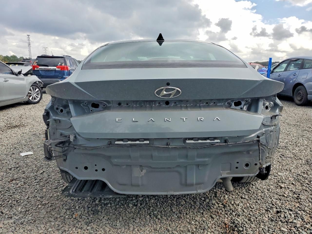 2021 Hyundai Elantra se