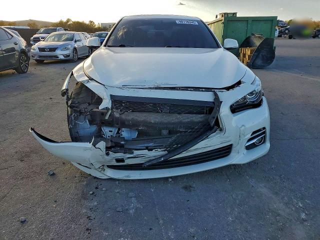 2015 Infiniti Q50 Base