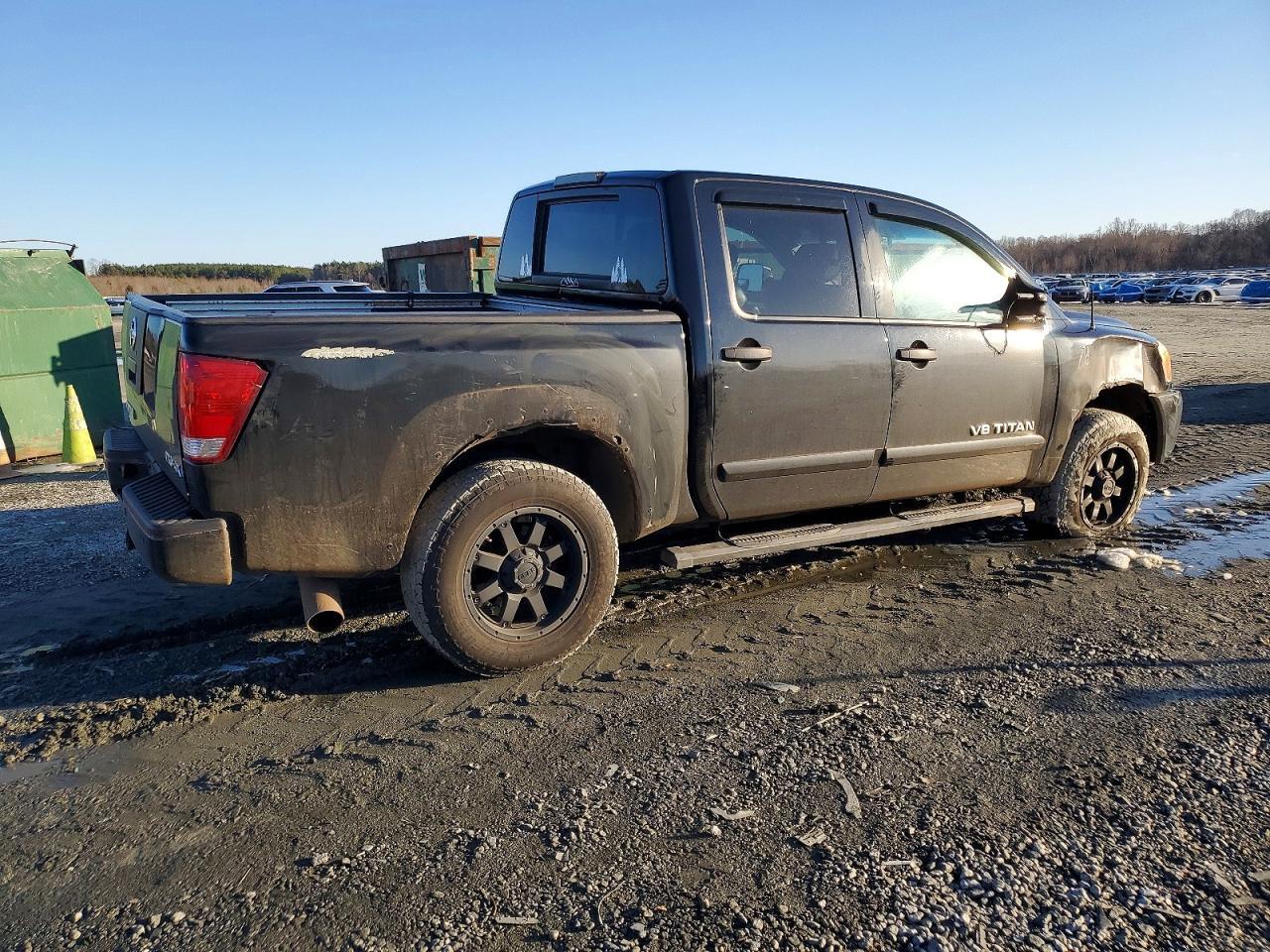 2012 Niss Titan
