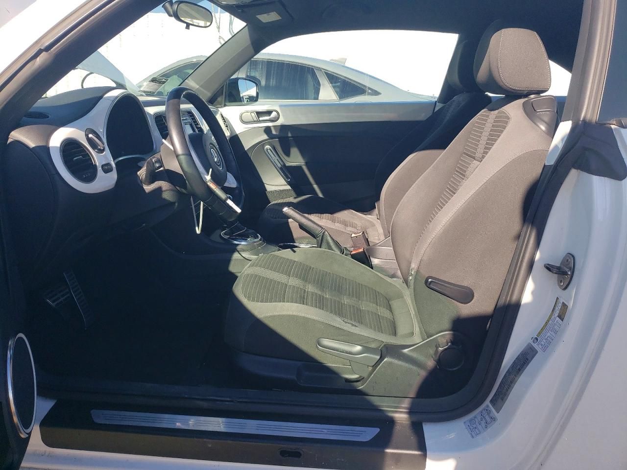 2012 Volkswagen Beetle Turbo