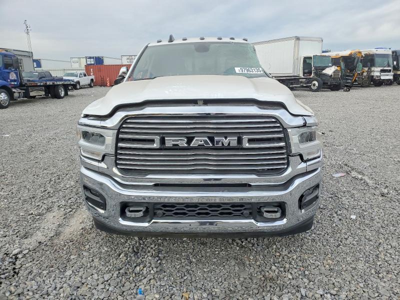 2022 Dodge 3500 Laramie