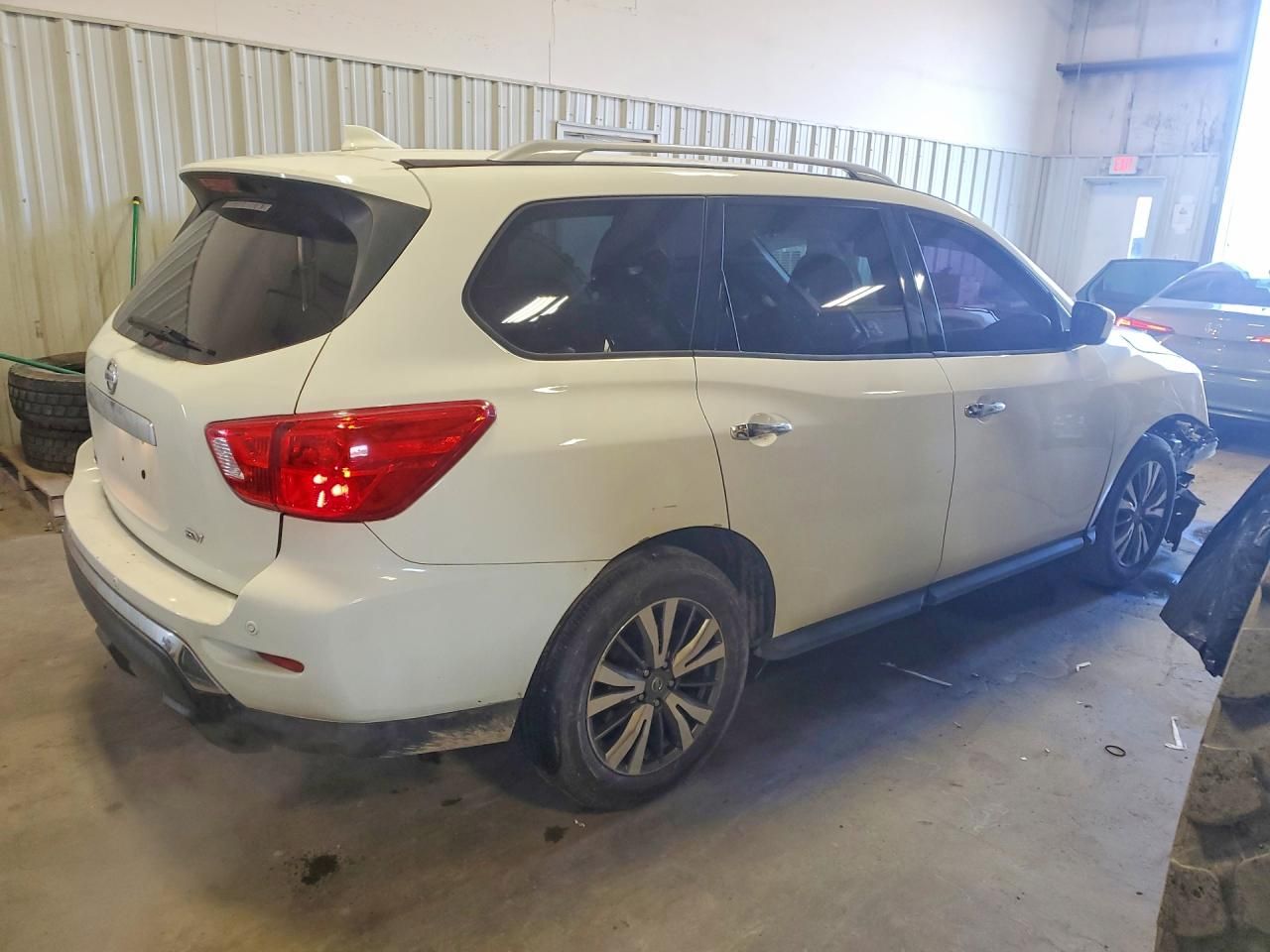 2019 Nissan Pathfinder sv