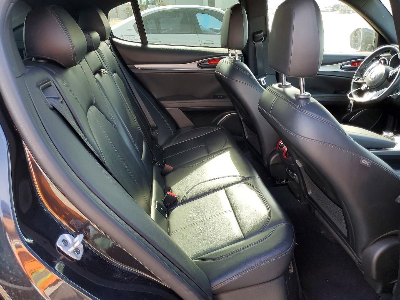 2022 Alfa Romeo Stelvio ti