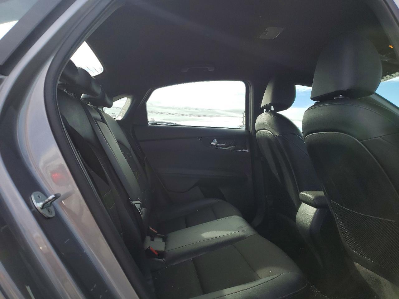 2023 KIA Forte gt Line