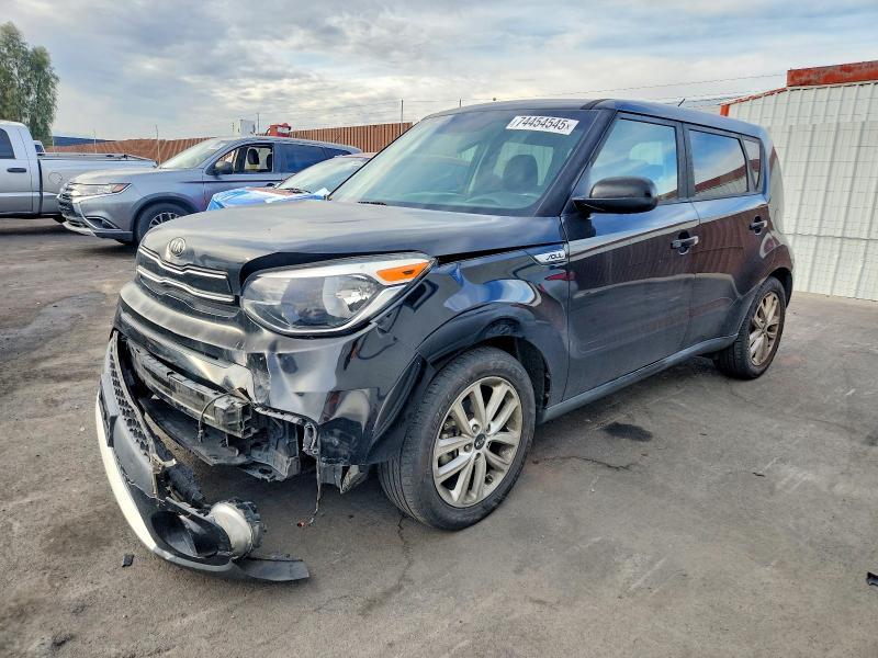 2017 KIA Soul +