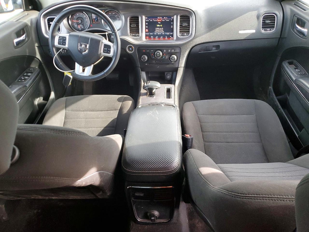 2013 Dodge Charger sxt