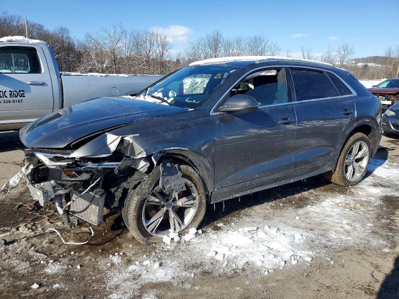 2019 Audi Q8 Premium Plus