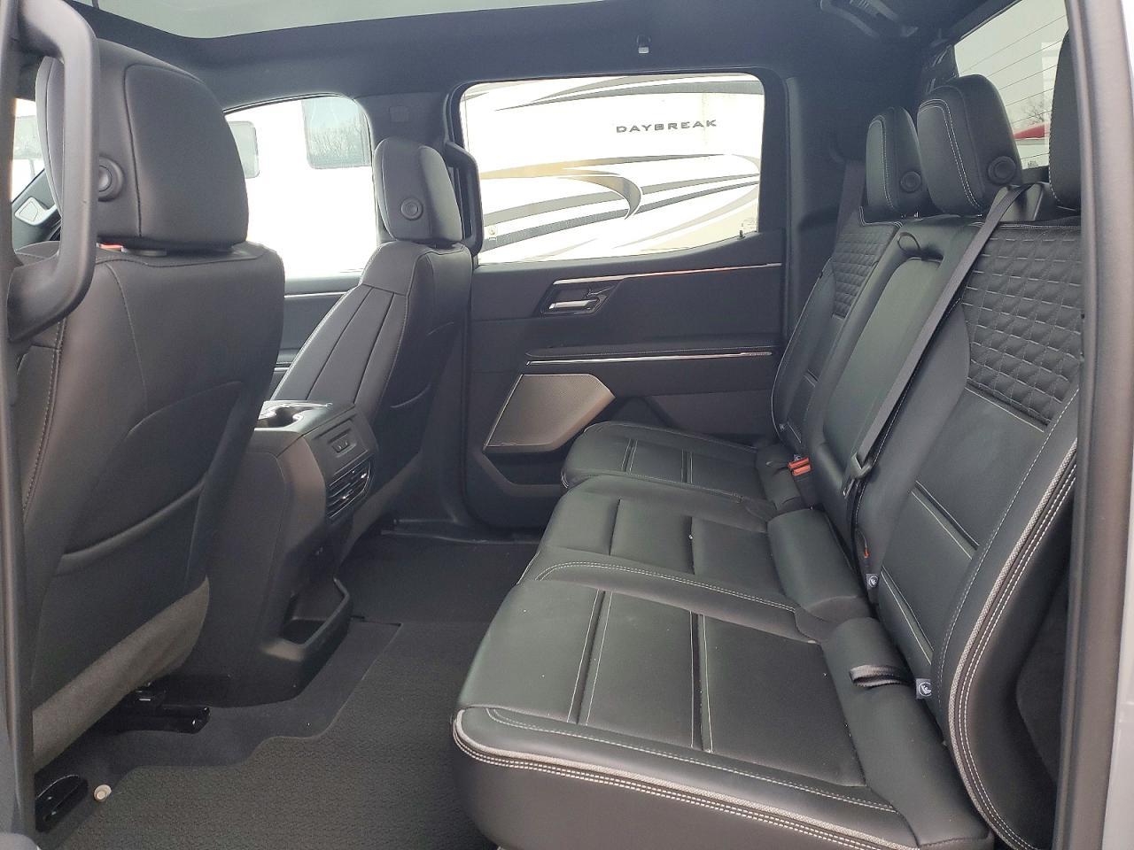 2024 GMC Sierra Denali