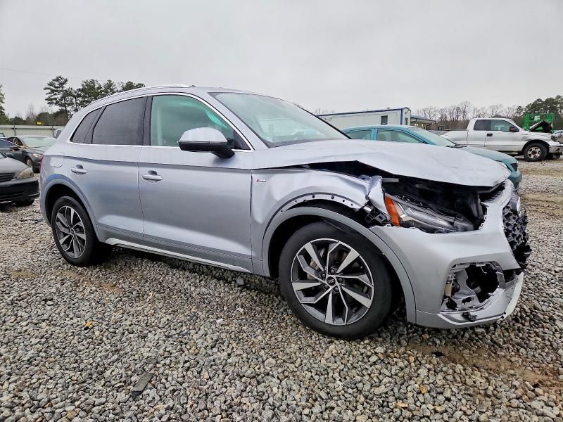 2023 Audi Q5 Premium Plus 45