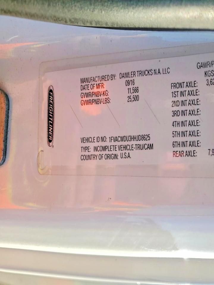 2017 Freightliner Business Class M2 BOX Truck