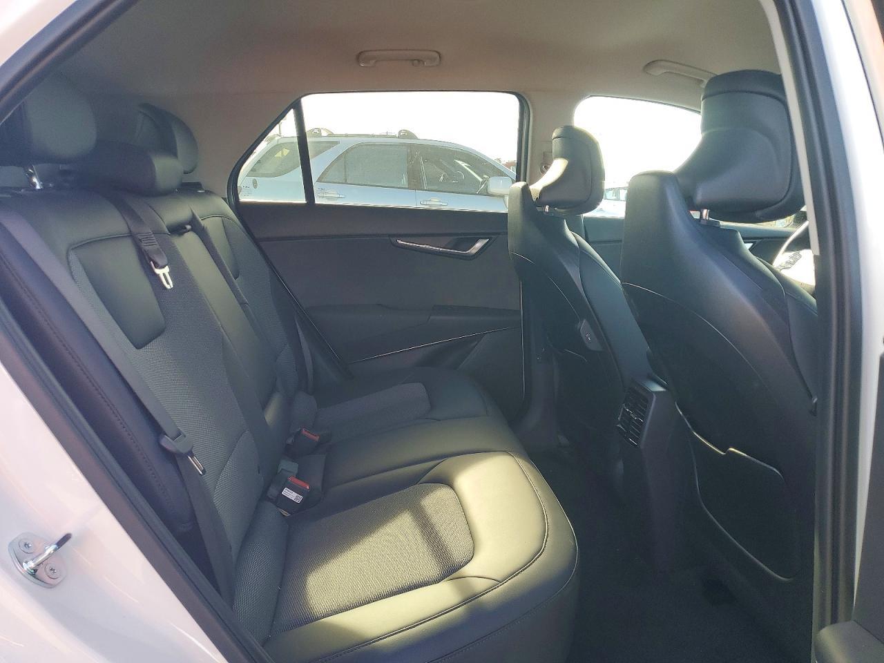 2025 KIA Niro