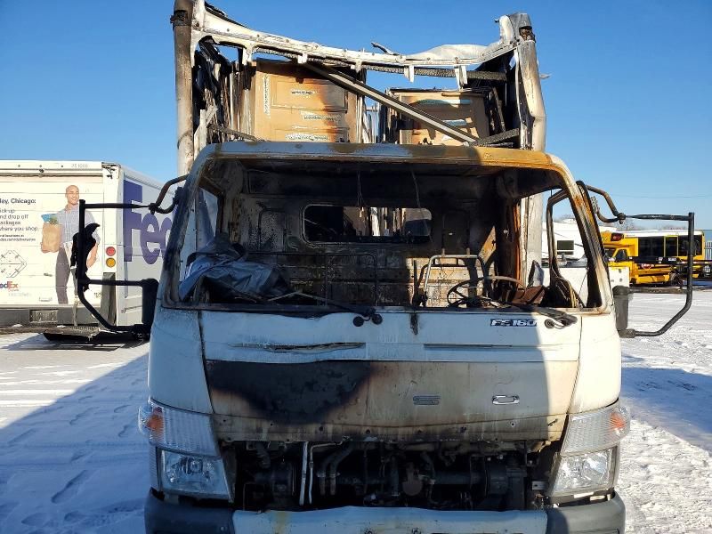 2017 Mitsubishi Fuso 2017 Mifu FE