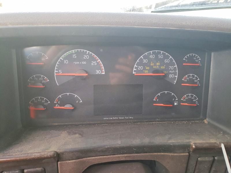 2018 Volvo VN VNL-Semi Truck