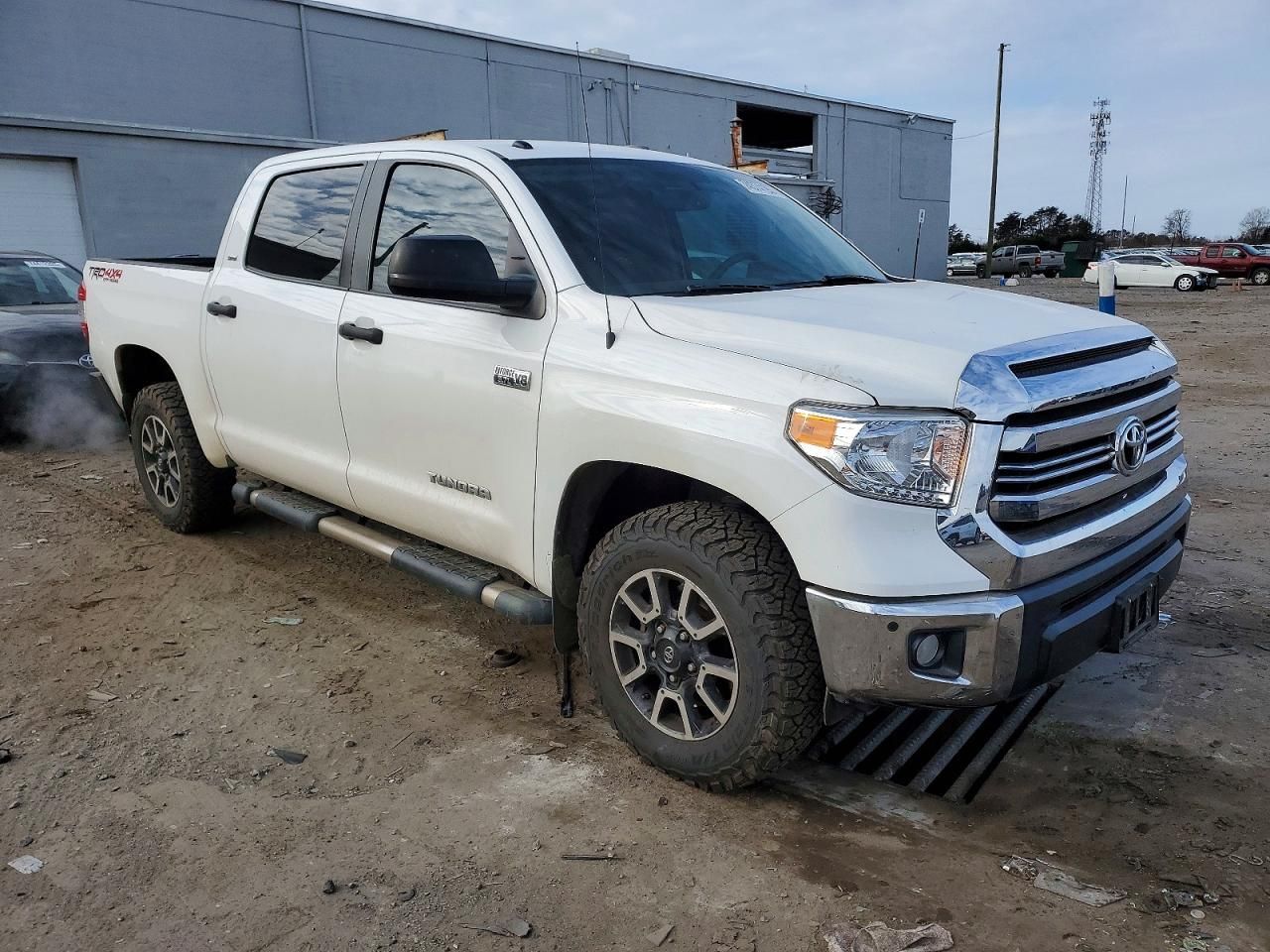 2016 Toyota Tundra Crewmax SR5