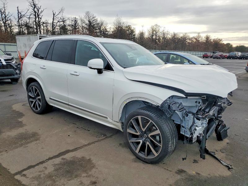 2024 Volvo Xc90 Ultimate